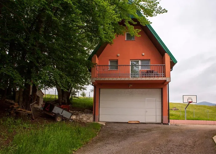 Durmitorways House